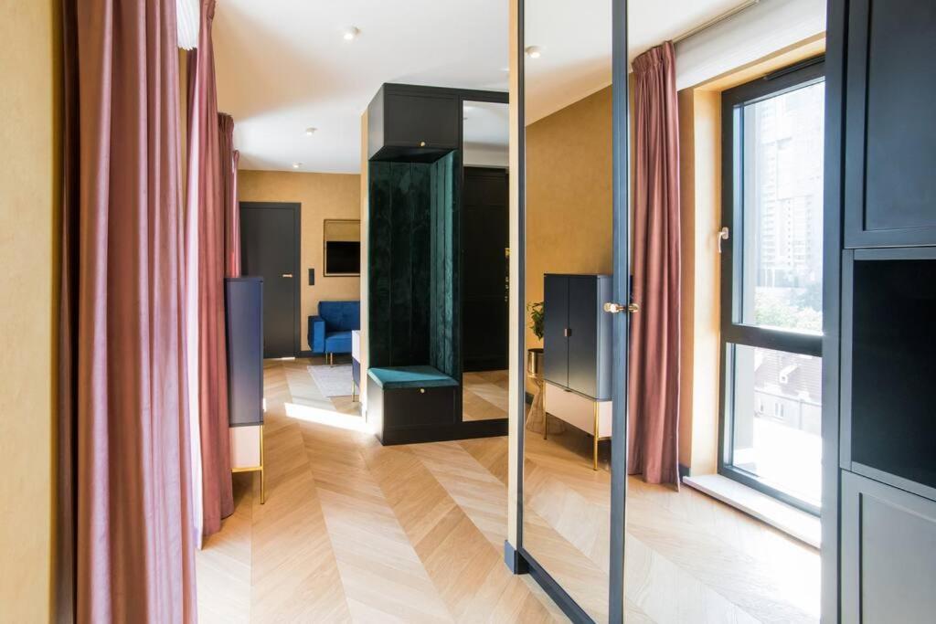 Luksusowy Penthouse Z Jacuzzi I Widokiem Na Morze Appartement Gdynia Buitenkant foto