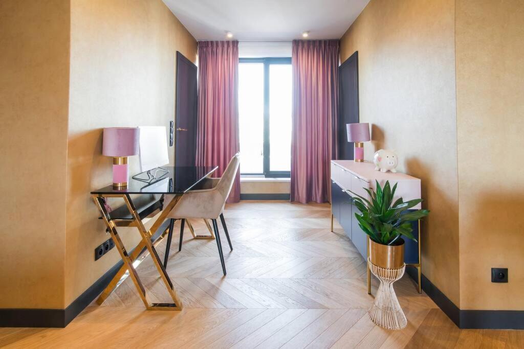 Luksusowy Penthouse Z Jacuzzi I Widokiem Na Morze Appartement Gdynia Buitenkant foto
